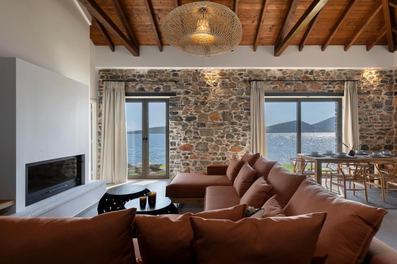 Lichnos Luxury Suites Sourpi Eksteriør bilde