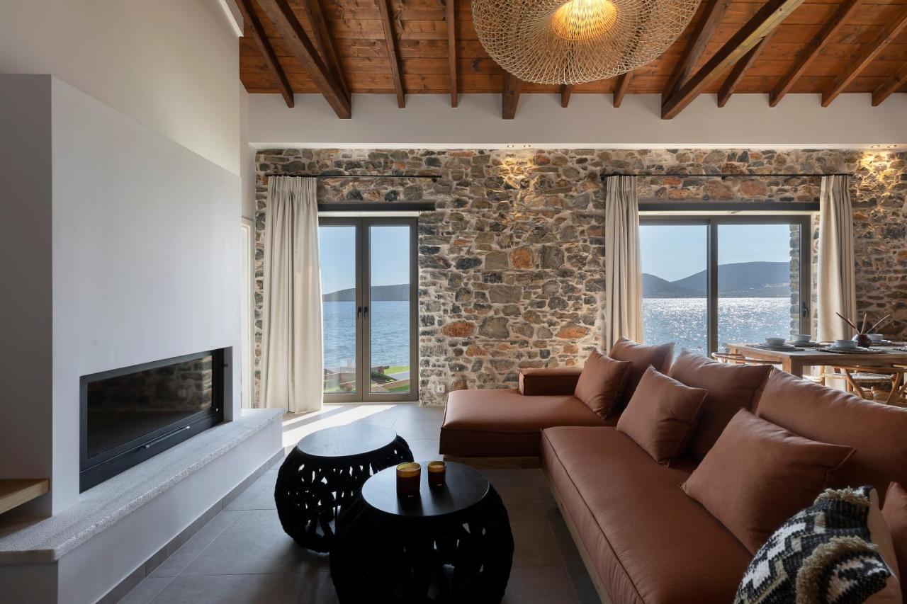 Lichnos Luxury Suites Sourpi Eksteriør bilde