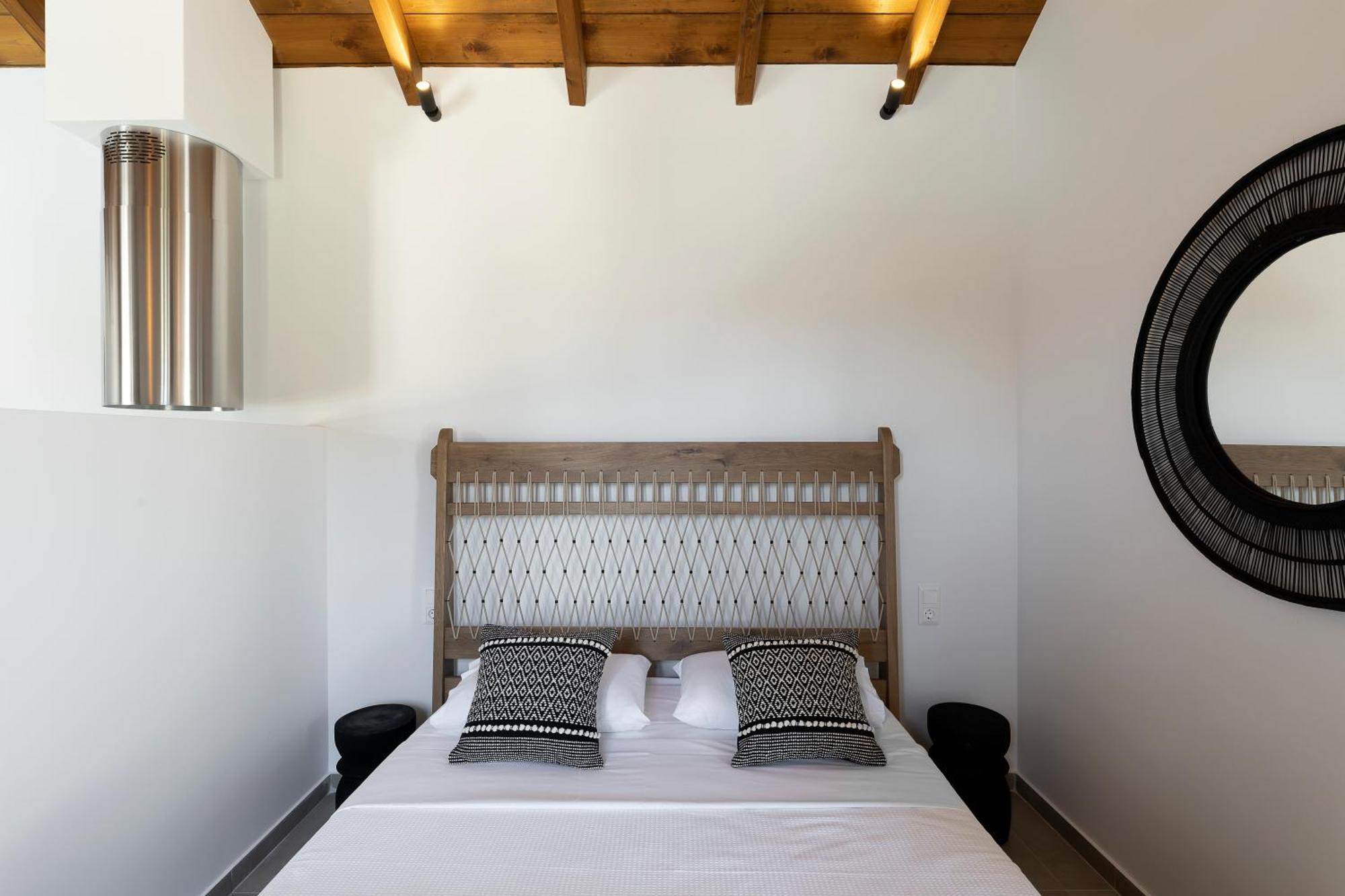 Lichnos Luxury Suites Sourpi Eksteriør bilde